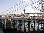 直弦の鋼ワーレントラス5連で作られた京橋水管橋の写真